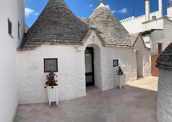 Trulli Family - Trulli&Cummerse