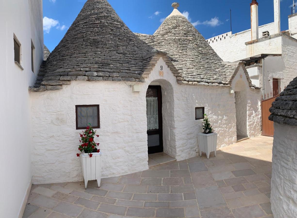Trulli Family - Trulli&cummerse 2* Alberobello